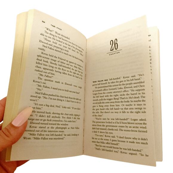 DUST TO DUST: A NOVEL By Hoag, Tami - Mass Market Paperback Pre-Owned GOOD - Picture 6 of 6